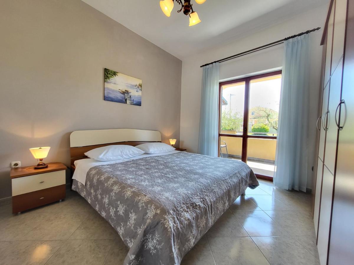 Cozy Apartment Mandula Vrsar Zewnętrze zdjęcie