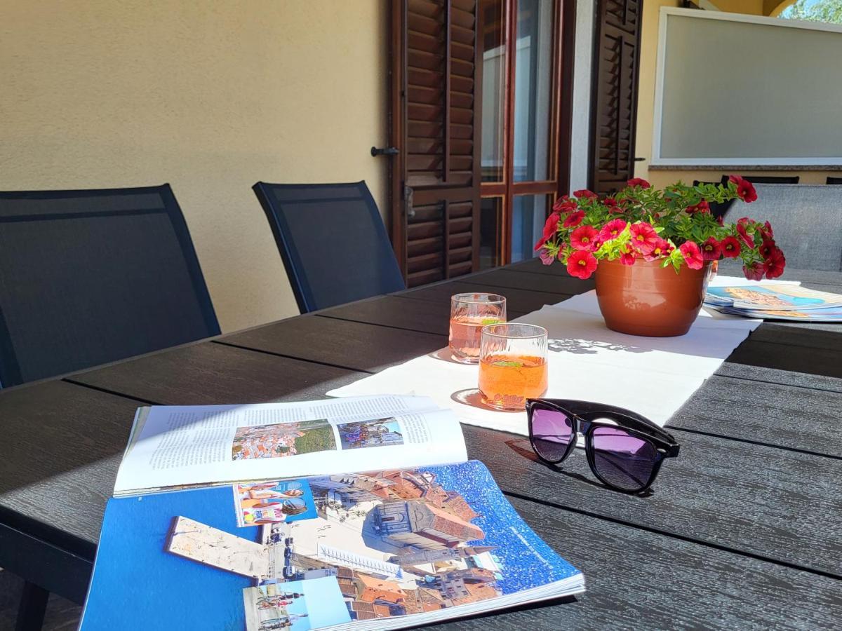 Cozy Apartment Mandula Vrsar Zewnętrze zdjęcie
