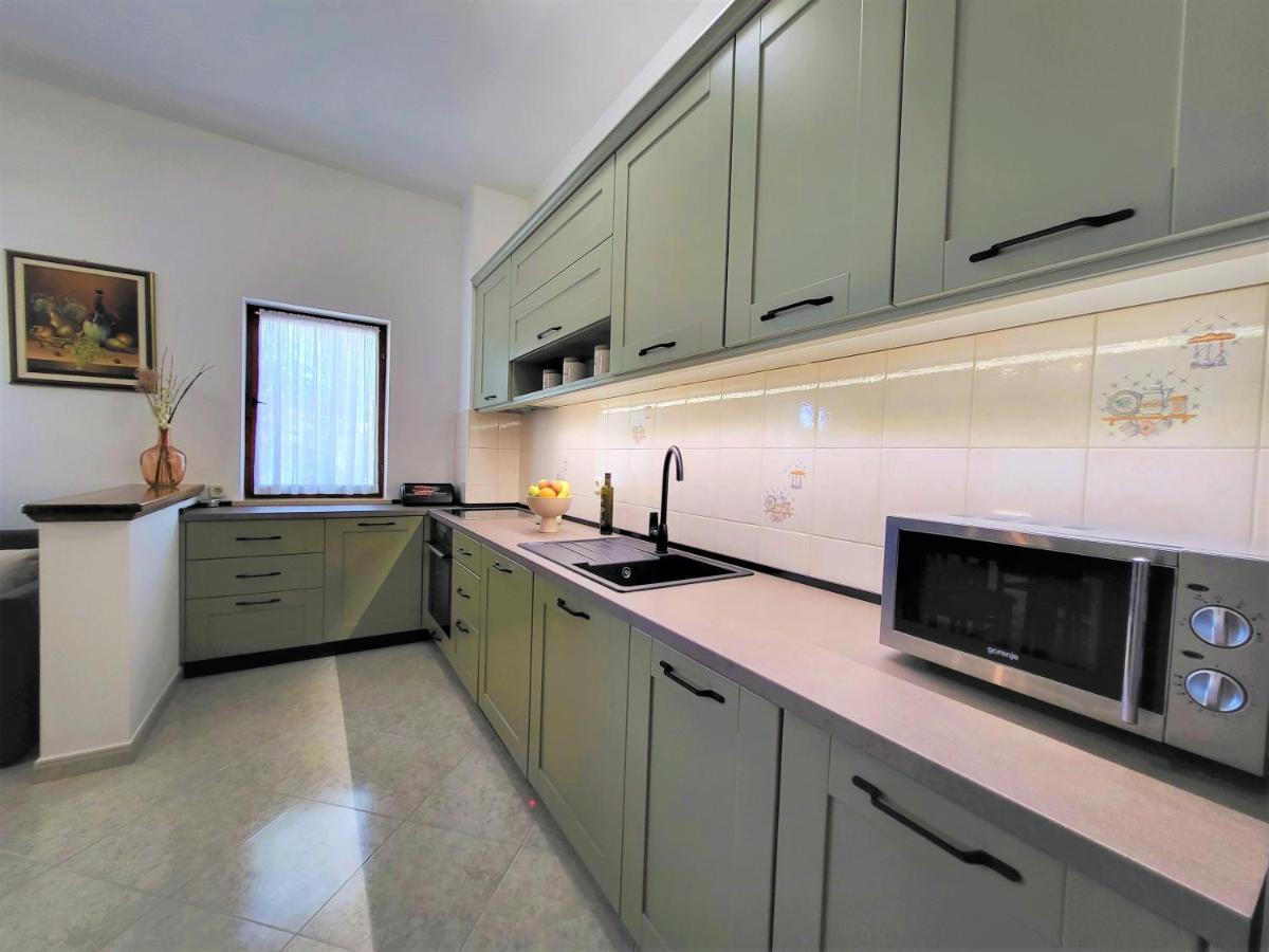 Cozy Apartment Mandula Vrsar Zewnętrze zdjęcie